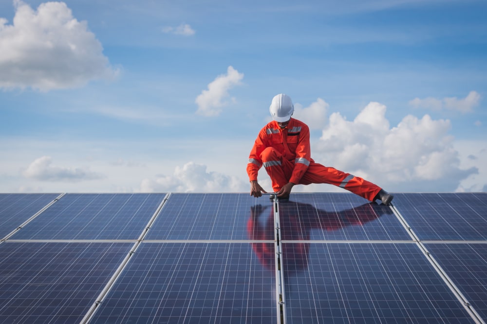 entretien et au dépannage de vos panneaux solaires